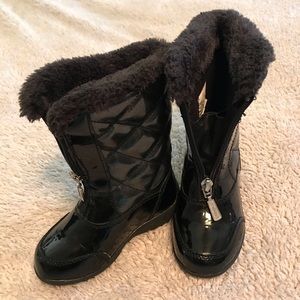 Toddler size 7 boots